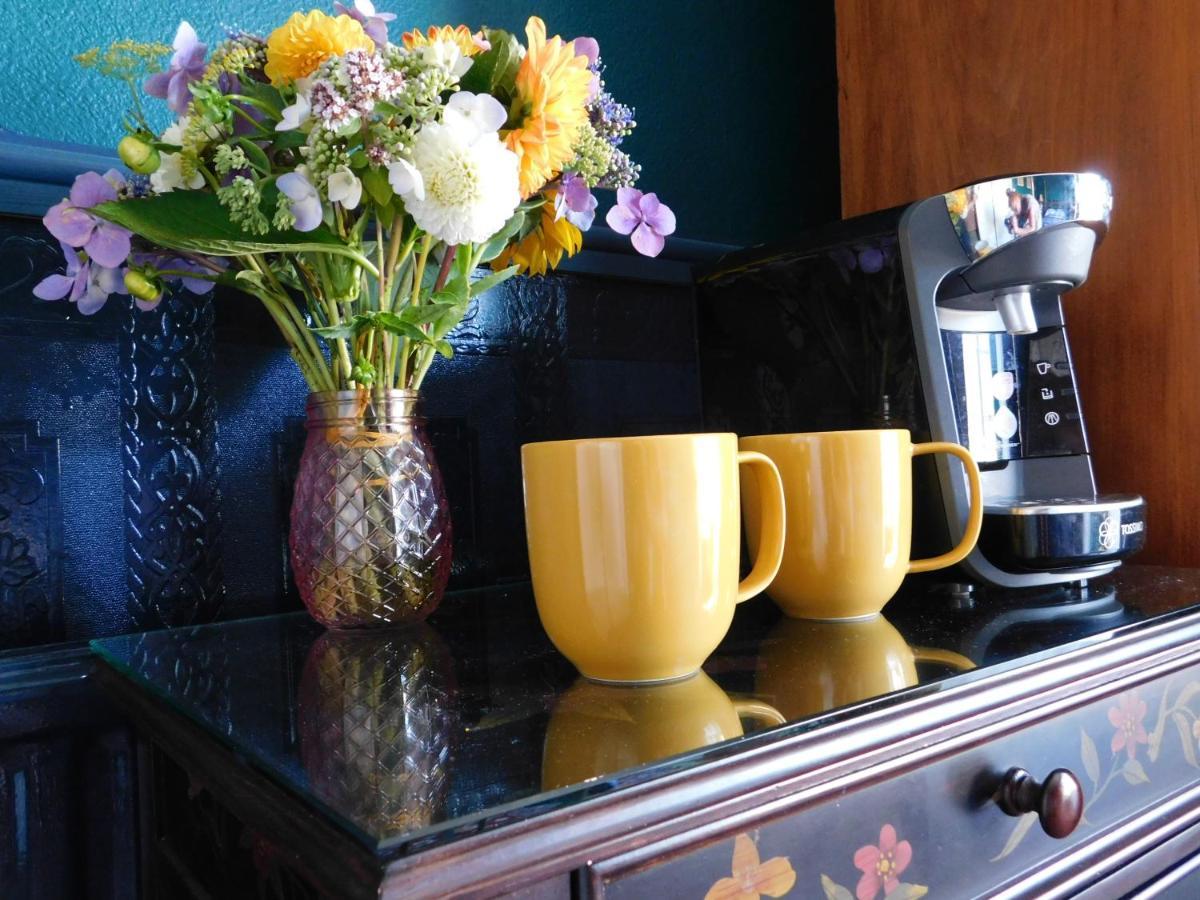 The Bear Bread Bakery B&B, Ensuite Rooms Above The Bakery, Colyton Εξωτερικό φωτογραφία