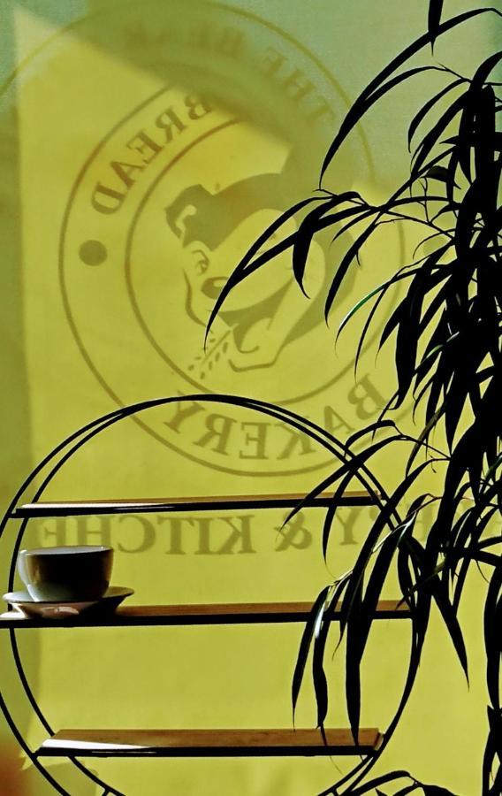 The Bear Bread Bakery B&B, Ensuite Rooms Above The Bakery, Colyton Εξωτερικό φωτογραφία