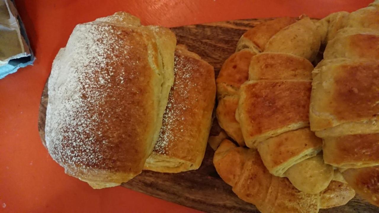 The Bear Bread Bakery B&B, Ensuite Rooms Above The Bakery, Colyton Εξωτερικό φωτογραφία